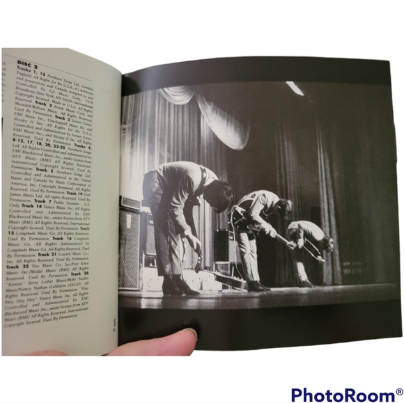 The Beatles Anthology Box Set - Picture 3 of 6